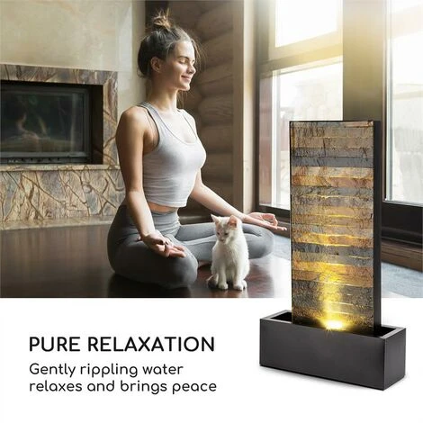 Blumfeldt Raincastle Fontana 12 LED Pompa Da 8W IPX8 Loopflow Concept 2 Blumfeldt Raincastle Fontana 12 LED Pompa Da 8W IPX8 Loopflow Concept - immagine 2