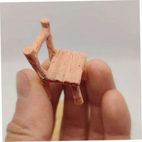 HIASDFLS Set Di Sedie Da Tavolo In Miniatura Set Di Ornamenti Per Mobili Da Giardino In Resina Carina Con Decorazioni Micro Paesaggistiche 5 HIASDFLS Set Di Sedie Da Tavolo In Miniatura Set Di Ornamenti Per Mobili Da Giardino In Resina Carina Con Decorazioni Micro Paesaggistiche - immagine 5