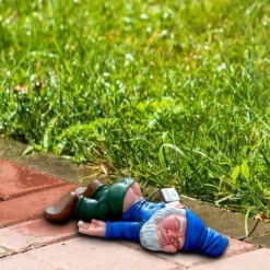 Gnomo Da Giardino Divertente Gnomo Da Giardino All'aperto Gnomo In Resina Statua Nano Ubriaco Scultura Per Giardino Di Casa Cortile Prato Portico Ornamento Per Esterni Regalo-READCLY -OUTSUN Giardino Negozio 80961941 5