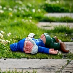 Gnomo Da Giardino Divertente Gnomo Da Giardino Gnomo In Resina Statua Gnomo Ubriaco Scultura Per Giardino Di Casa Cortile Prato Portico Ornamento Per Esterni Regalo-GTA