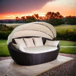Divano Conchiglia Da Esterno Giardino Con Struttura In Rattan E Tettuccio Chiudibile Prendisole Guscio